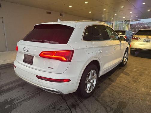 2019 Audi Q5 2.0T Premium