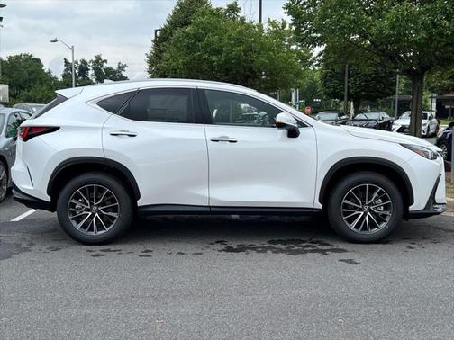 2025 Lexus NX 350h Premium