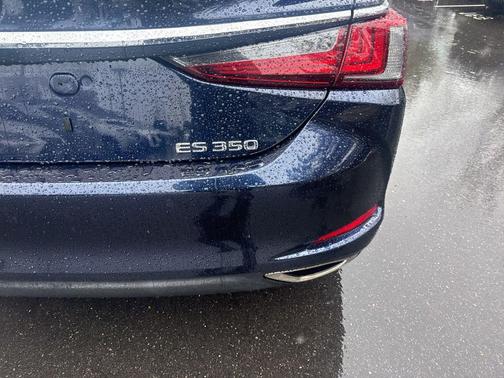 2023 Lexus ES 350 Base