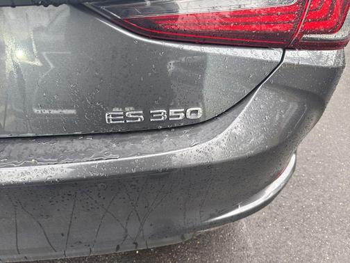 2023 Lexus ES 350 Base