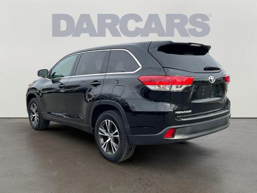 2018 Toyota Highlander LE I4