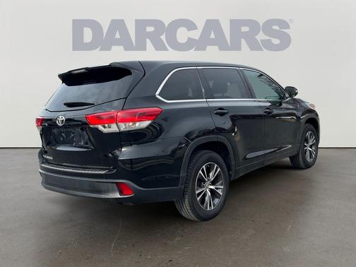 2018 Toyota Highlander LE I4