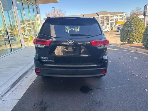 2018 Toyota Highlander LE I4