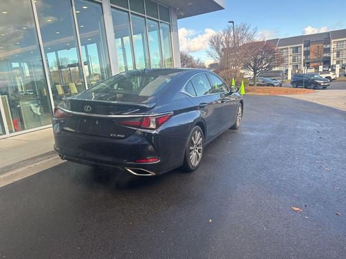 2021 Lexus ES 350 Base