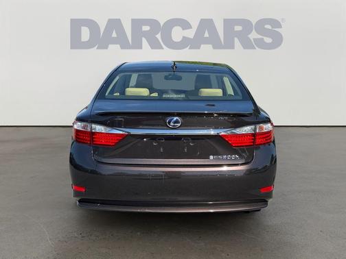 Pearl 2015 Lexus ES 300h Base