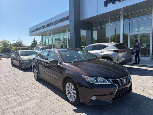 Pearl 2015 Lexus ES 300h Base