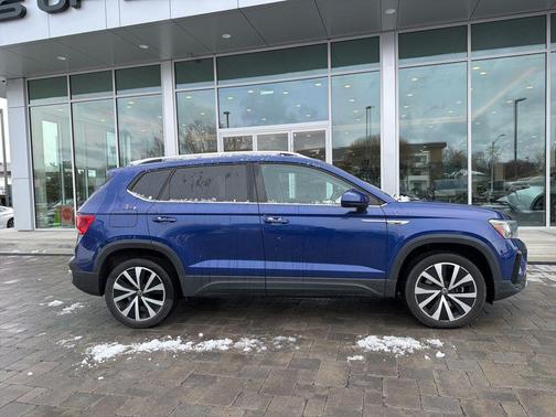 2022 Volkswagen Taos 1.5T SE