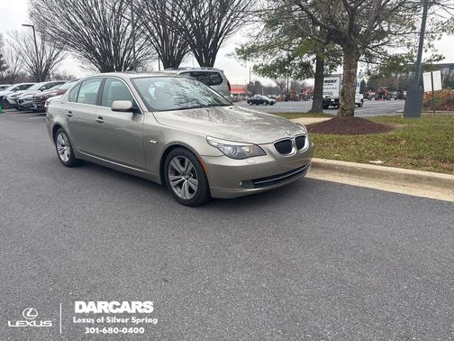 2010 BMW 528 i