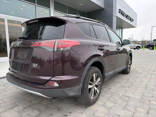 2016 Toyota RAV4 XLE
