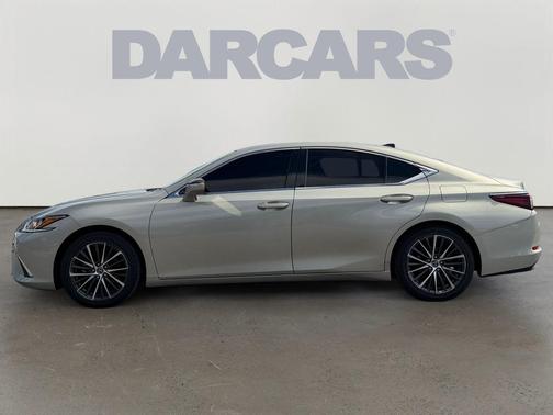 2022 Lexus ES 350 Base