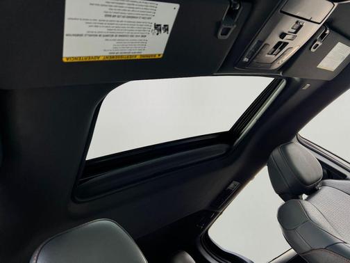 2022 Toyota Sienna XSE 7 Passenger