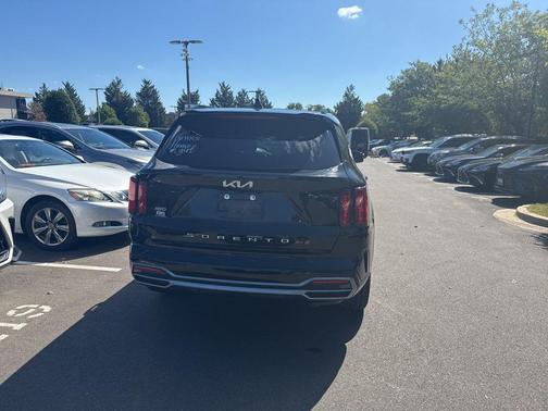 2022 Kia Sorento SX