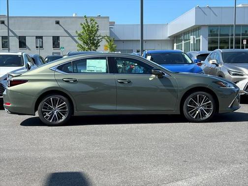 2025 Lexus ES 350 Base