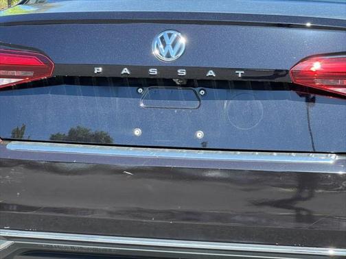 2022 Volkswagen Passat 2.0T SE