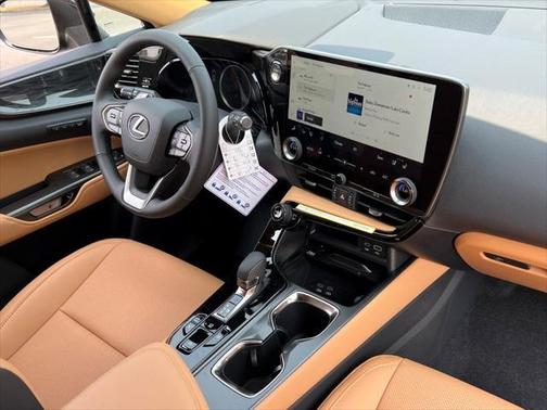 2025 Lexus NX 350h Premium