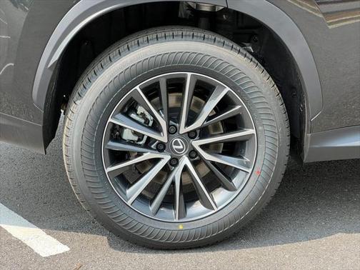 2025 Lexus NX 350h Premium