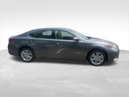 2015 Lexus ES 350 Crafted Line