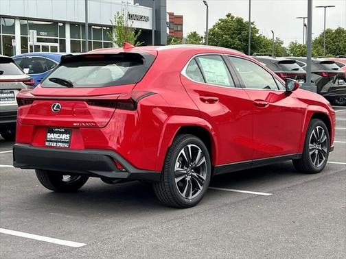 2025 Lexus UX 300h Premium