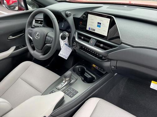 2025 Lexus UX 300h Premium