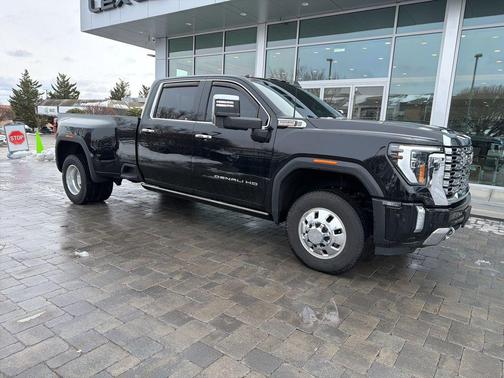 2024 GMC Sierra 3500 Denali