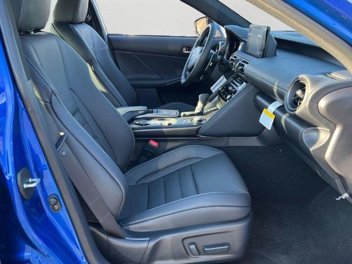 2025 Lexus IS 350 Base