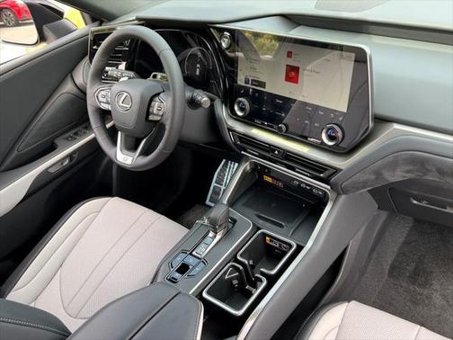 2025 Lexus TX 500h F SPORT Premium