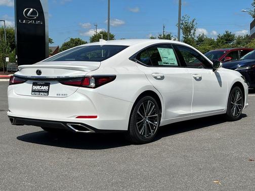 2025 Lexus ES 350 Base