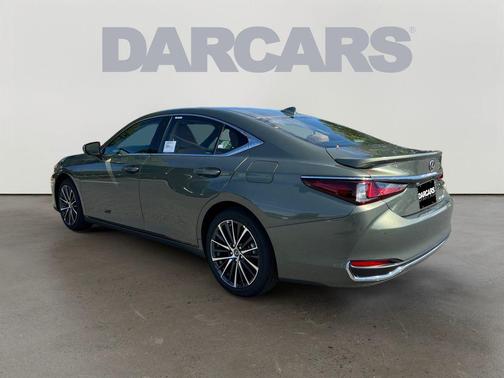 2025 Lexus ES 300h Base