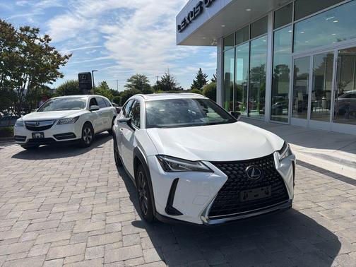 Eminent White Pearl 2021 Lexus UX 250h Base