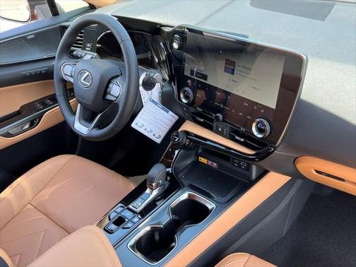 2025 Lexus NX 450h+ Luxury