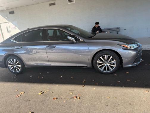 2020 Lexus ES 350 Base