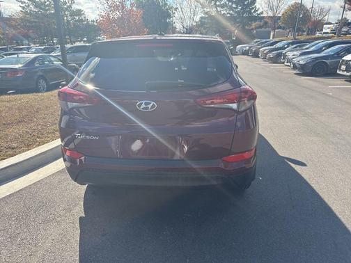 2016 Hyundai TUCSON SE