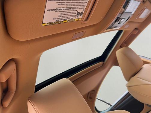 2025 Lexus ES 350 Base