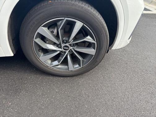2022 Audi Q5 45 S line Premium Plus