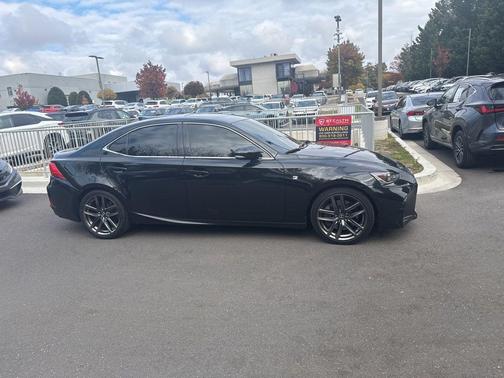 2018 Lexus IS 300 Base