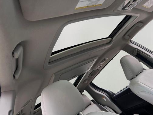 2017 Toyota Sienna Limited Premium