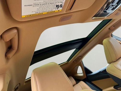 2026 Lexus NX 450h+ Luxury