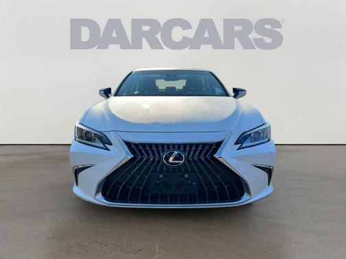 2023 Lexus ES 300h Base