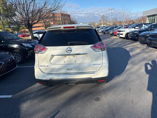 2016 Nissan Rogue SV