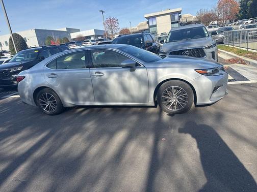 2016 Lexus ES 350 Base