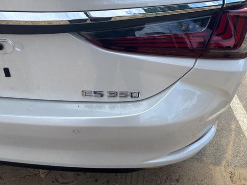 2024 Lexus ES 350 Base
