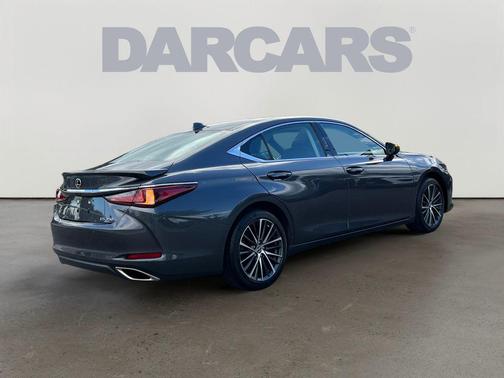 2022 Lexus ES 350 Base