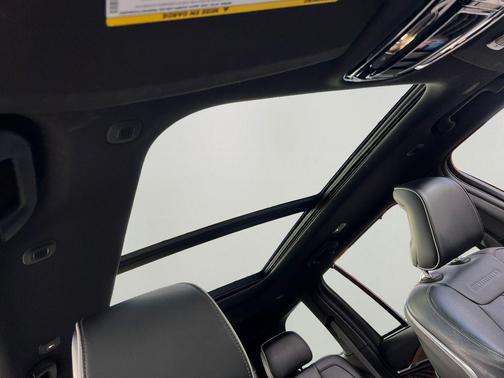 2024 Jeep Grand Cherokee Summit