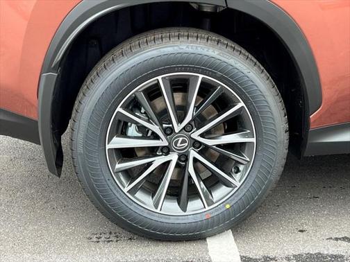 2025 Lexus NX 350h Premium