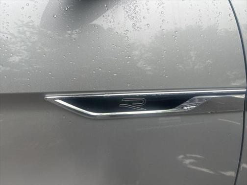 2021 Volkswagen Atlas 3.6L SE w/Technology