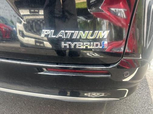2024 Toyota Sienna Platinum 7 Passenger