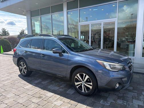 Twilight Blue Metallic 2018 Subaru Outback 3.6R Limited