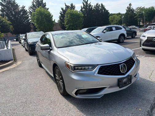 Lunar Silver Metallic 2018 Acura TLX Base
