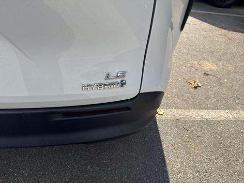 2022 Toyota Sienna LE