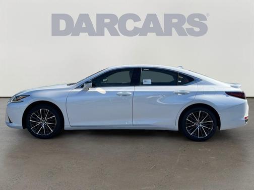 2025 Lexus ES 300h Base